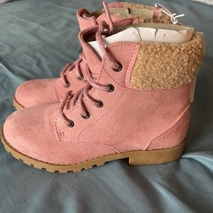 Old navy pink lace up boots for girls